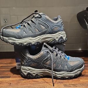 NWT Skechers Men's Black Gray Athletic Shoes GOODYEAR 8.5 Extra Wide Sneakers